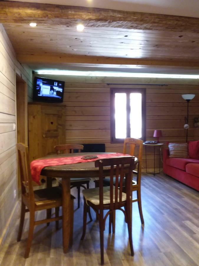 Le Woody Apartment Saint-Etienne-de-Tinee Exterior photo